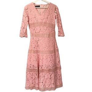 Feiinvan Pink Lace 3/4 Sleeves A-Line Zip Back Dress M